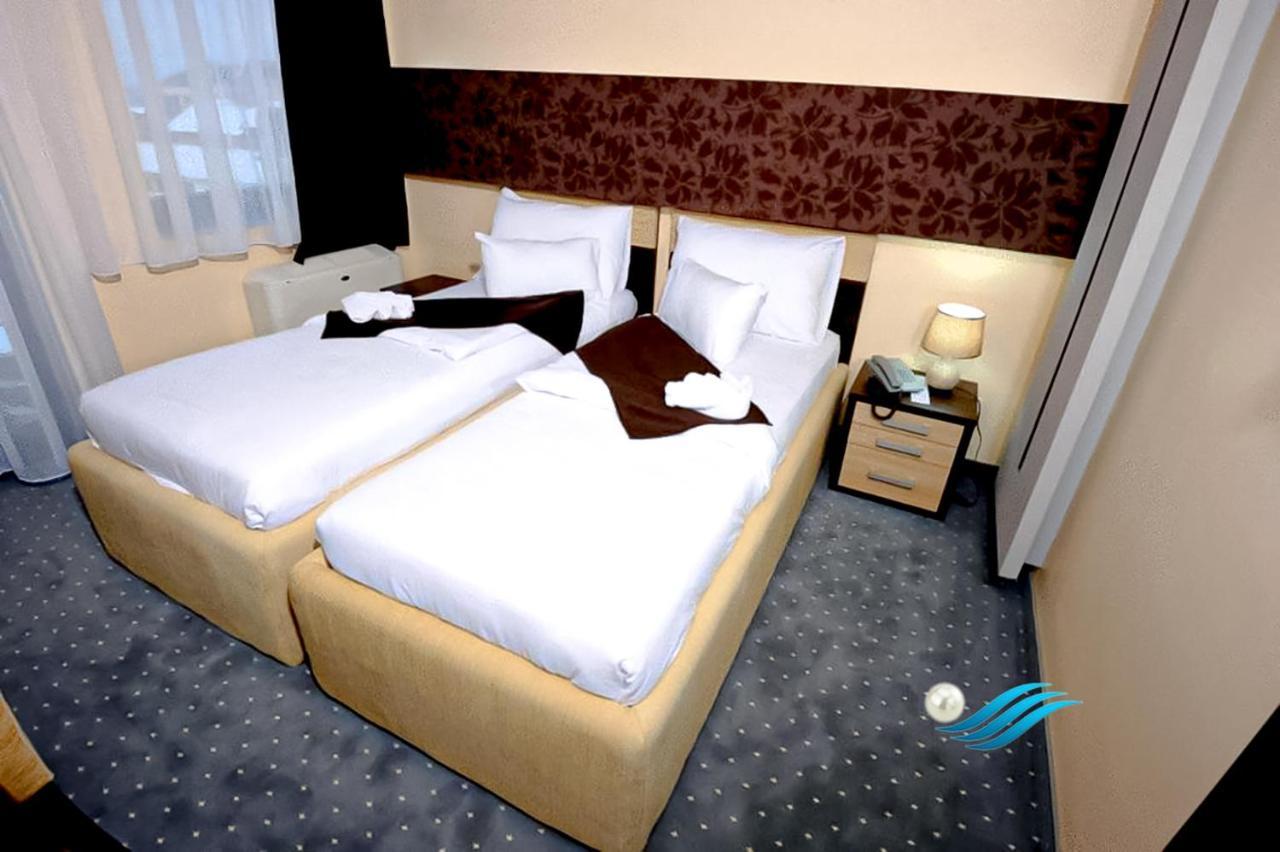 Biser Hotel Derventa Exteriér fotografie